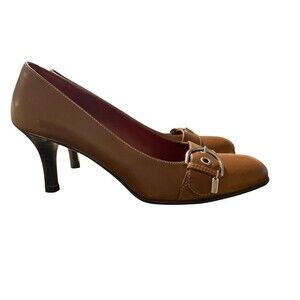 Coach Women’s Brown Leather Heels Sz 9.5B Buckle Accent‎ Round Toe Classic Pumps